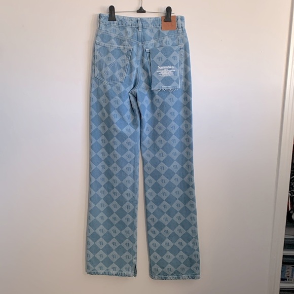 BNWT Nanushka Maeson/mid-rise/straight leg with inner slit size 25 $300 off - Picture 4 of 6